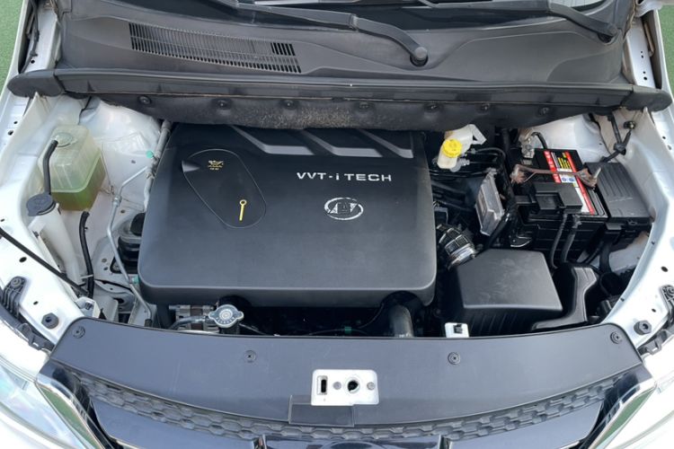 Used Baojun 730 2016 1.8L iAMT Comfort Version 7 Seats
