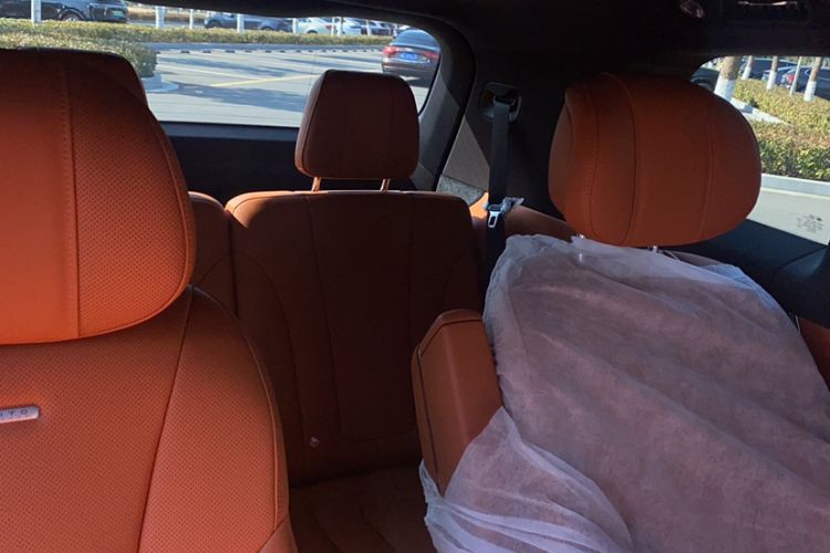 Used Hima AITO M9 2025 Extended-Range Ultra Version 52 kWh 6-Seater
