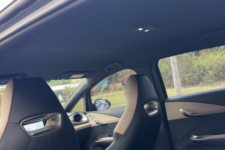 Used BYD Dolphin 2023 420 km Free Version
