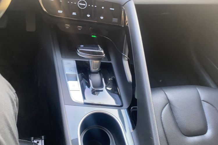 Used Hyundai Elantra 2021 1.5L CVT LUX Prestige Edition
