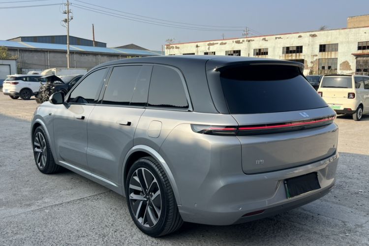 Used Li Auto L8 2023 Pro Model
