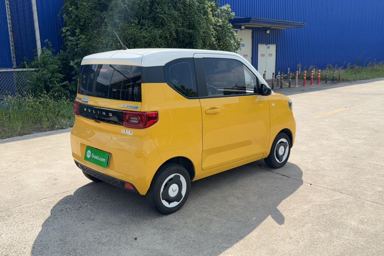 Used Wuling Hongguang MINIEV 2022 Macaron Premium Model – Lithium Ternary Battery

