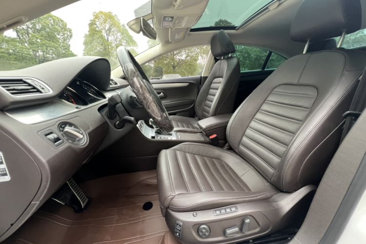 Used Volkswagen FAW-Volkswagen CC 2016 1.8TSI Luxury Model
