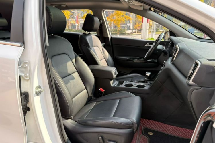 Used Kia KX5 2017 1.6T Automatic Two-Wheel Drive 15th Anniversary Special Edition DLX