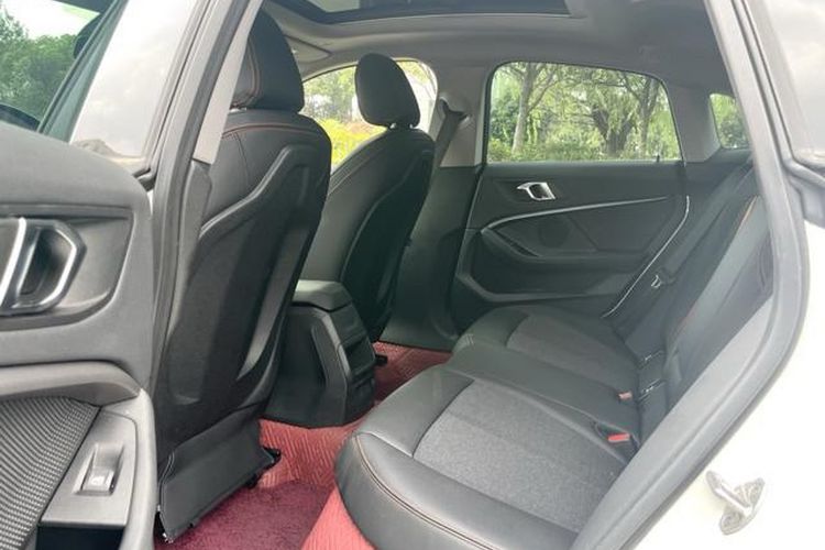 Used BMW 2 Series 2023 225i Four-Door Coupe M Sport Package
