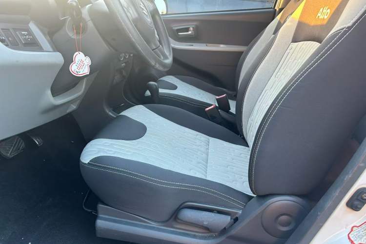 Used Suzuki Alto 2013 1.0L Automatic Luxury Model
