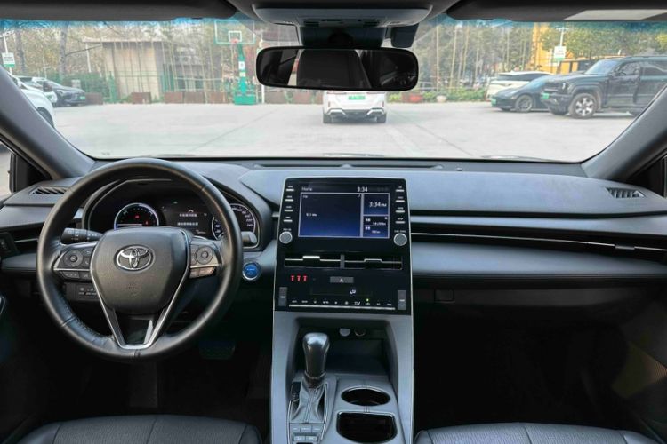 Used Toyota Avalon 2019 Dual-Engine 2.5L Luxury Edition China VI Standard
