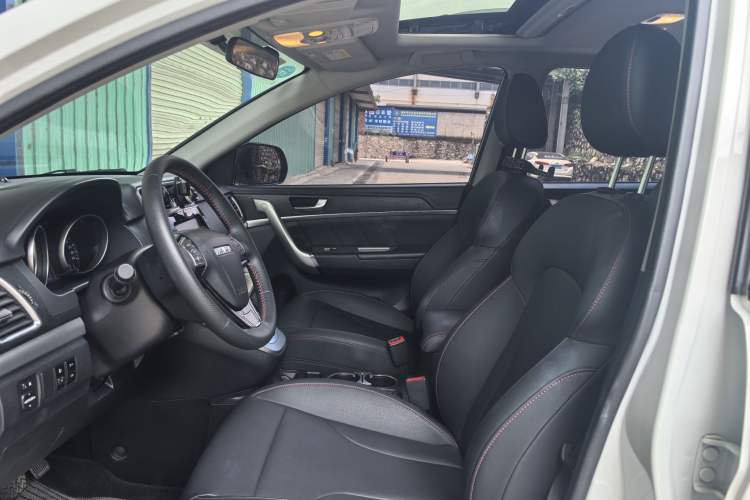 Used Haval M6 2019 1.5T DCT Two-Wheel Drive Elite Version China V Standard
