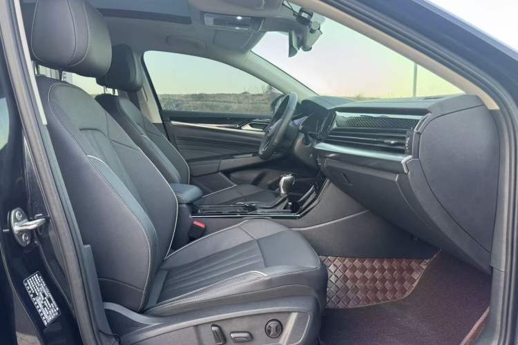 Used Volkswagen Passat 2024 380TSI Starry Dragon Edition