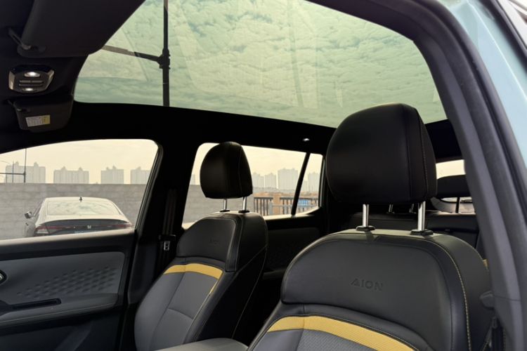 Used AION Y 2022 70 Tech Edition Lithium Iron Phosphate