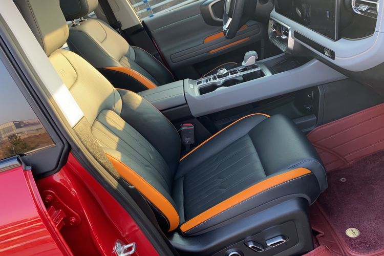 Used  BJ40 2024 2.0T All-New Urban Hunter Edition Chivalrous Style
