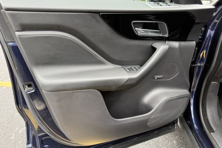 Used Jaguar F-PACE 2018 Restyled 2.0T All-Wheel-Drive R-Sport Sport Edition
