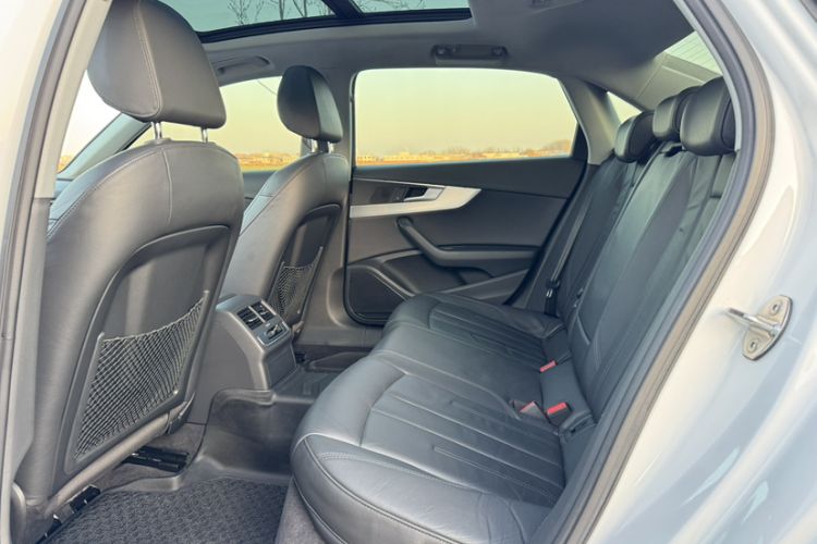 Used Audi A4L 2018 30th Anniversary Edition 40 TFSI Fashion Model