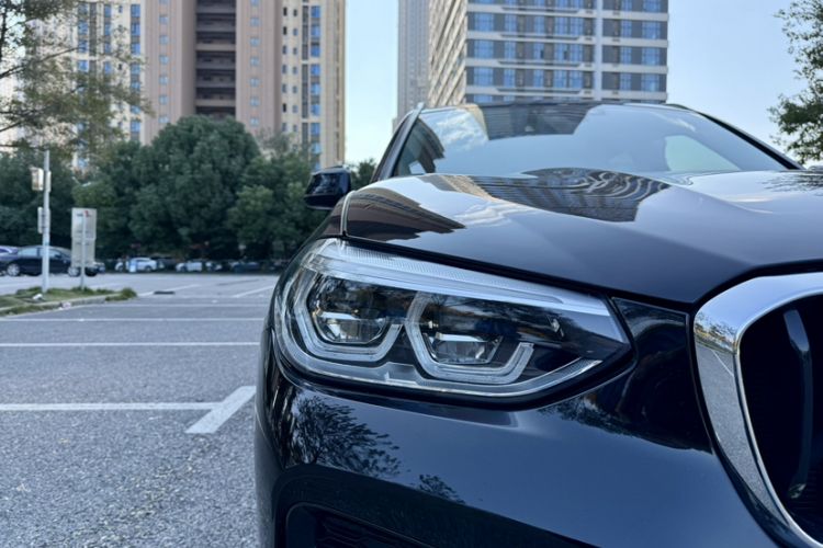 Used BMW X3 2020 xDrive30i Luxury Model with M Sport Package
