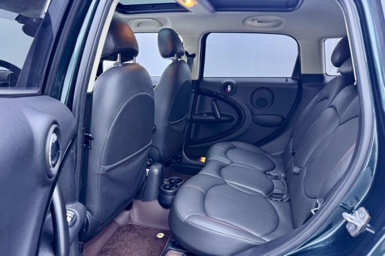 Used  Countryman 2014 1.6L COOPER Fun
