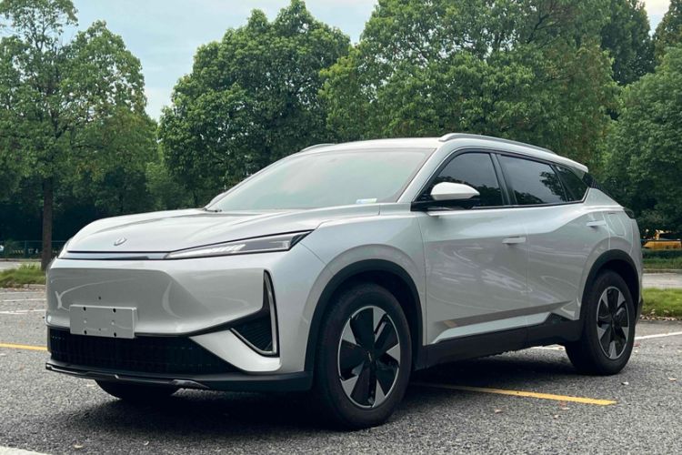 Used Dongfeng Aeolus L7 New Energy 2024 205 Air