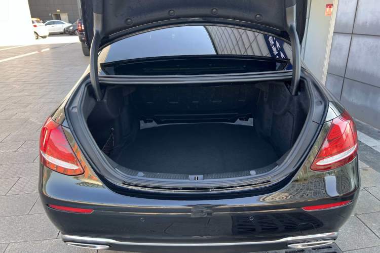 Used Mercedes-Benz E-Class 2019 Facelifted E 300 L Stylish Version
