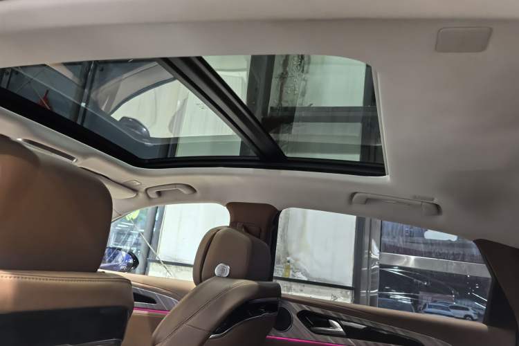 Used Hongqi H9 2020 2.0T Smart Connect Flagship Edition
