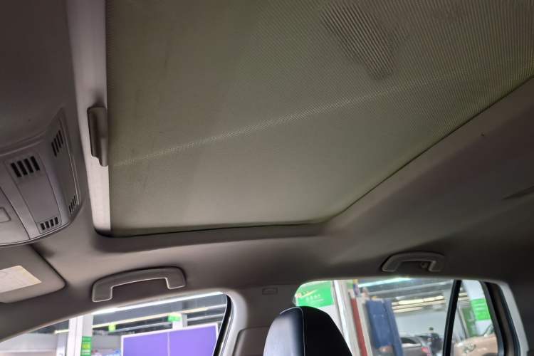 Used Volkswagen Golf 2015 1.4TSI Automatic Luxury Model
