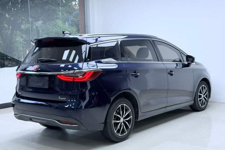 Used BYD Song MAX 2018 1.5T Automatic Smart Connect Luxury 6-Seater
