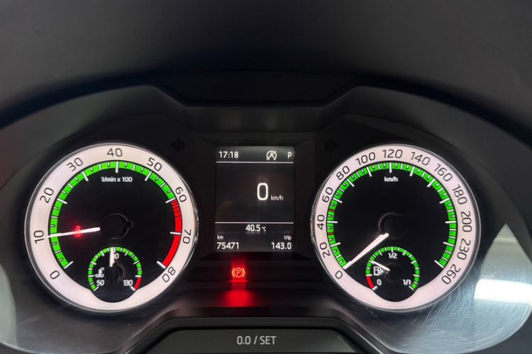 Used Skoda Octavia 2019 1.5L Automatic Smart Drive Luxury Edition China VI Standard
