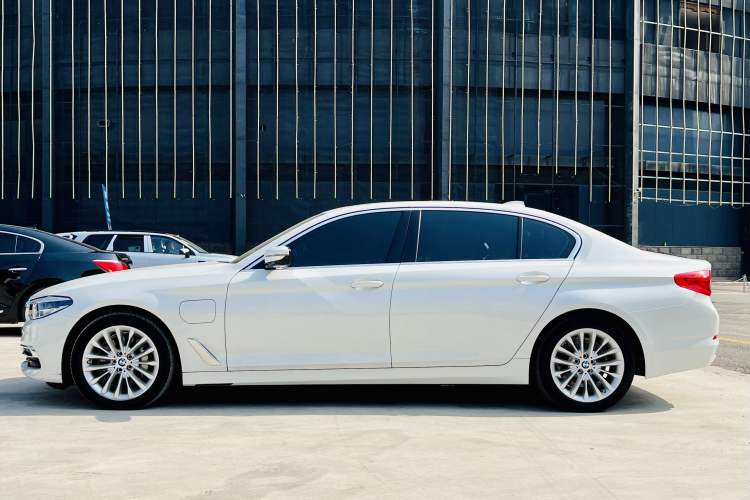 Used BMW 5 Series New Energy 2020 Mileage Upgrade Version 530Le Luxury Package
