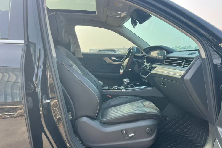 Used Hongqi HS5 2022 Revised Version 2.0T Smart Connect Flagship Edition