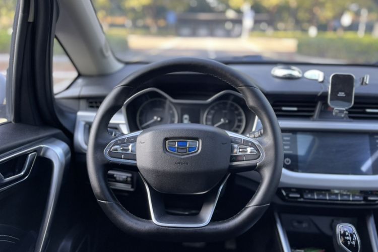 Used Geely Auto Vision X3 2019 Upgraded Model 1.5L CVT Prestige Version