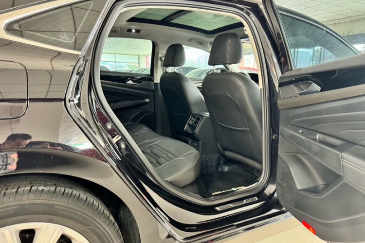 Used Volkswagen Passat 2021 330TSI Elite Edition
