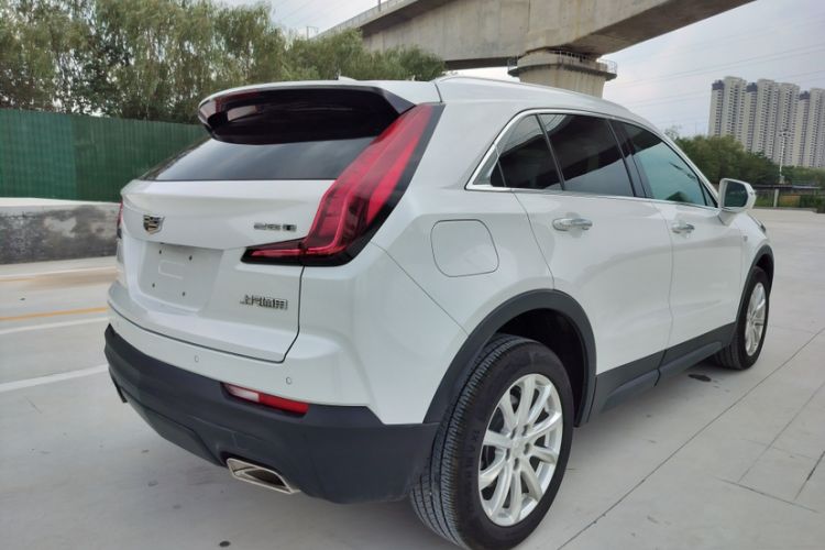 Used Cadillac XT4 2018 28T Two-Wheel Drive Tech Version

