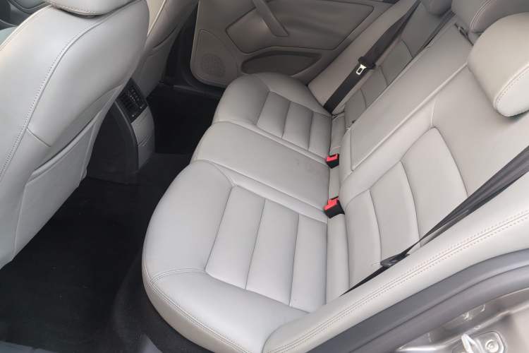 Used Skoda Octavia 2014 1.4TSI DSG Yijun Edition
