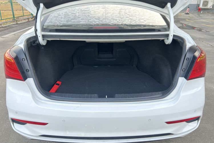 Used Hyundai Elantra 2019 1.4T Dual-Clutch Xuan Dong · Dynamic Model