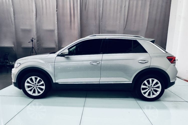 Used Volkswagen T-ROC 2018 230TSI DSG Two-Wheel Drive Advanced Version China V Standard
