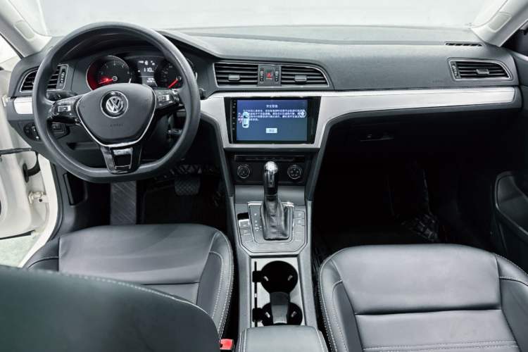 Used Volkswagen Lamando 2018 230TSI DSG Fashion Edition