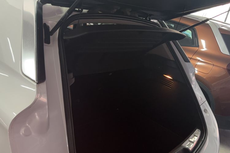 Used  6 2014 1.6T Luxury Edition THP160
