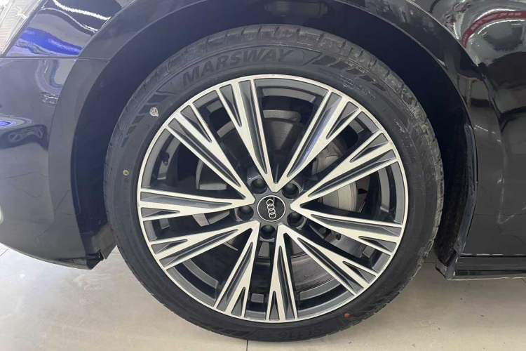 Used Audi A6L 2023 40 TFSI Luxury Dynamic Model
