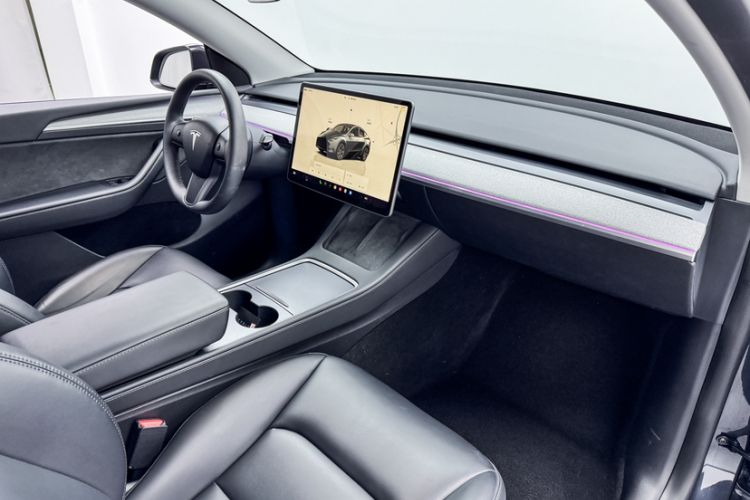 Used Tesla Model Y 2024 Rear-Wheel-Drive Version