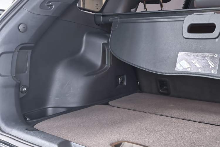 Used  Cherokee 2017 2.0L Superior Edition
