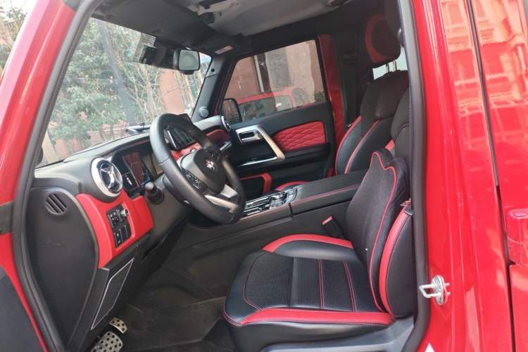 Used BAIC Off-Road BJ40 2018 PLUS 2.3T Automatic Four-Wheel Drive Flagship Version China V Emission Standard
