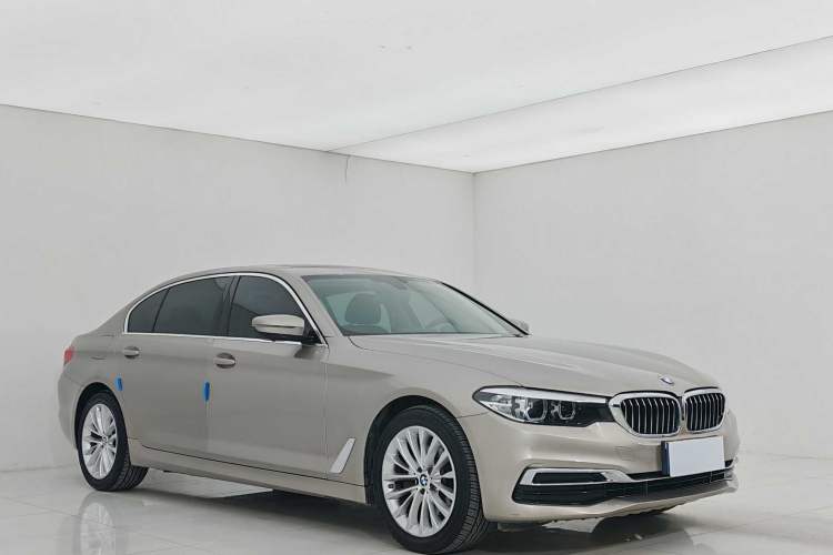 Used BMW 5 Series 2019 Facelifted 525Li Luxury Package
