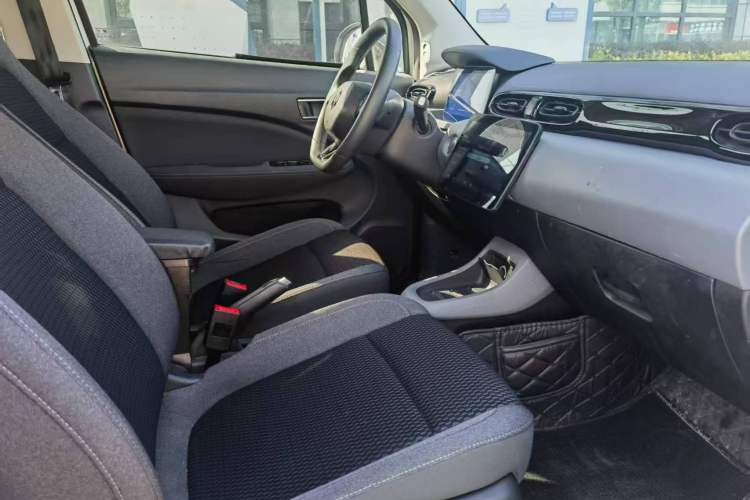 Used Leapmotor T03 2021 400 Micro-Sugar Version
