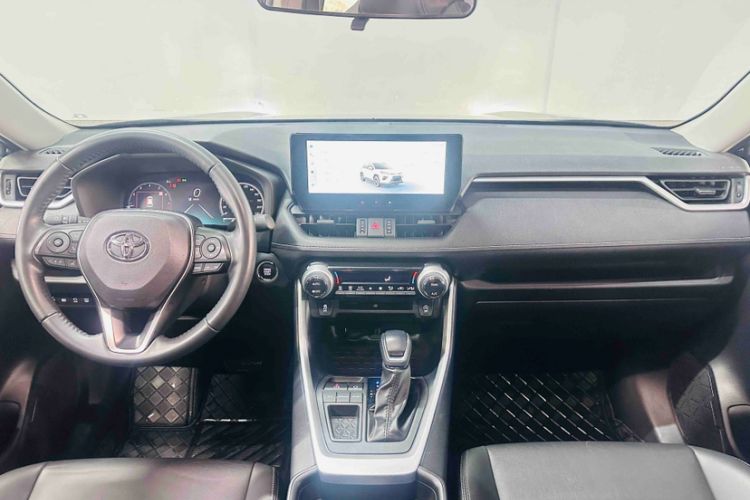 Used Toyota Wildlander 2023 2.0L CVT Two-Wheel Drive Luxury PLUS Edition