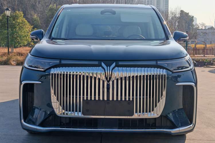 Used VOYAH Dream 2025 PHEV Four-Wheel-Drive Flagship Kunpeng Edition