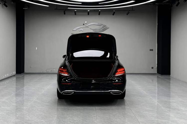 Used Mercedes-Benz E-Class 2016 E 300 L Luxury Model