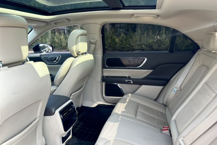 Used Lincoln Continental 2017 2.0T Two-Wheel Drive Deluxe Edition