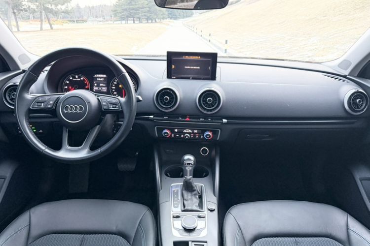 Used Audi A3 2019 Limousine 35 TFSI Fashion Edition China VI Emission Standard