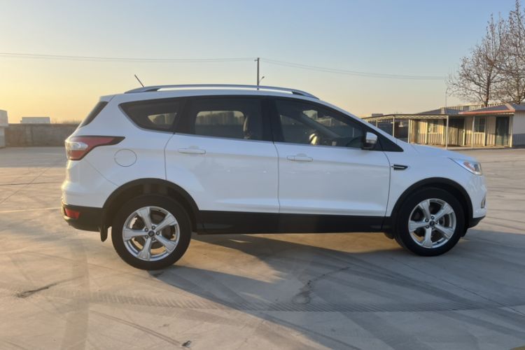 Used Ford Kuga 2018 EcoBoost 180 Two-Wheel-Drive Platinum Edition