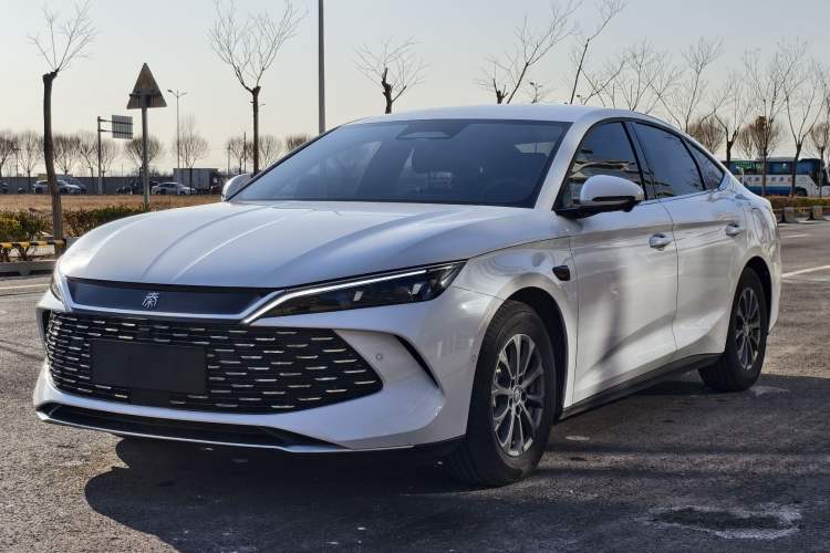 Used BYD Qin L 2025 DM-i Smart Drive 80KM Leading Model