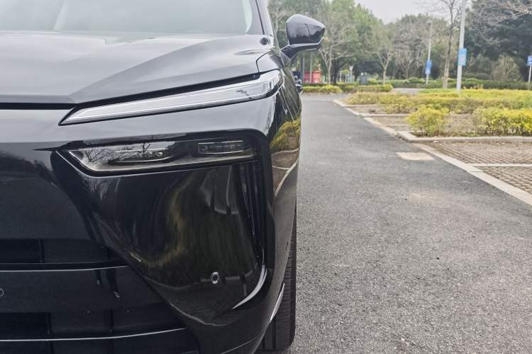 Used Wey Lanshan 2025 Four-Wheel Drive Ultra