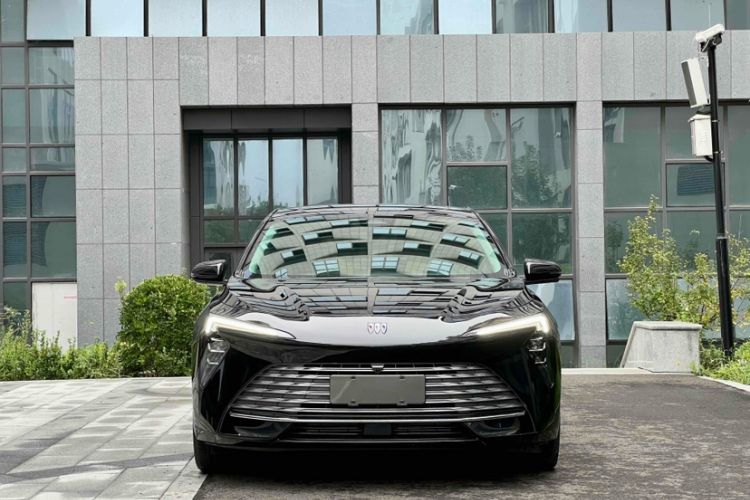 Used Buick LaCrosse 2023 28T Prestige Edition
